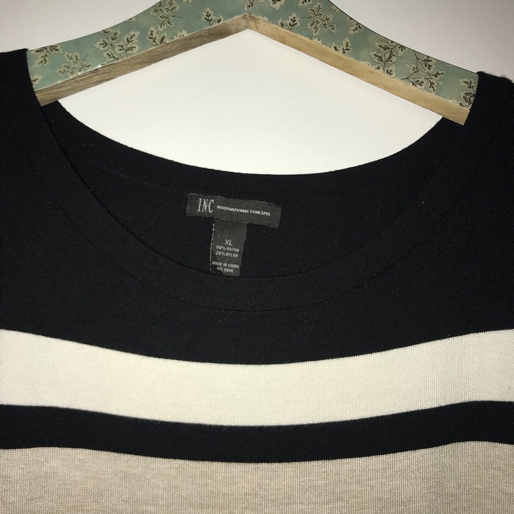 INC Colorblocked Sweater XL - Picture 3 of 5
